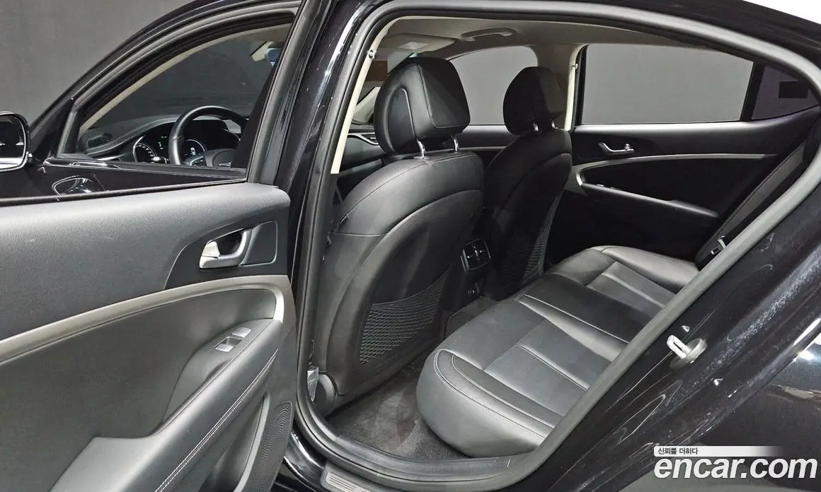 Genesis G70 2020 2.2 автомат (гидро), фото 16