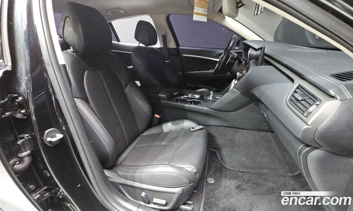 Genesis G70 2020 2.2 автомат (гидро), фото 18