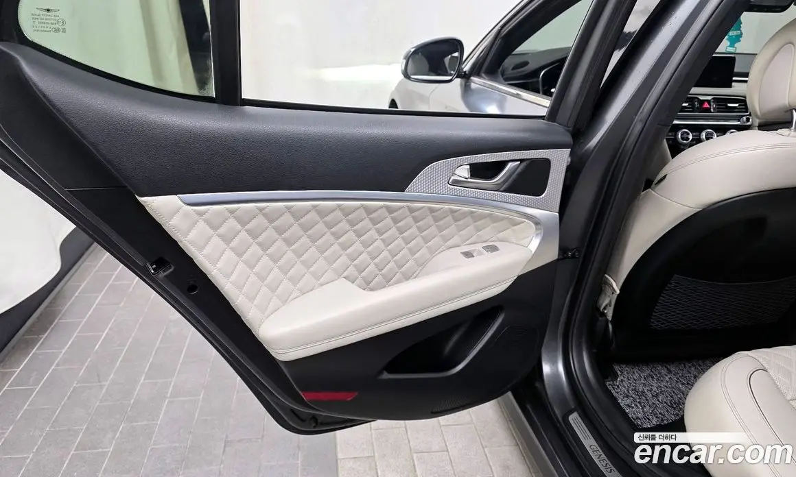 Genesis G70 2021 2.2 автомат (гидро), фото 15 Genesis G70 2021 2.2 автомат (гидро), фото 15