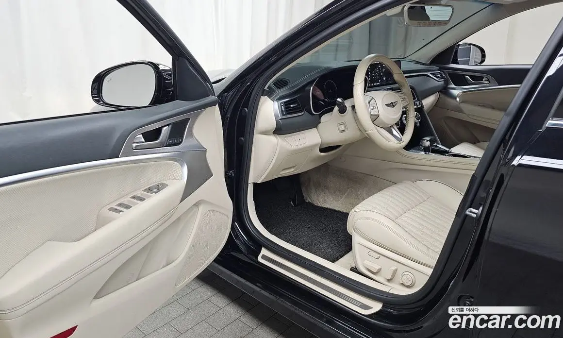 Genesis G70 2022 2.0 автомат (гидро), фото 13