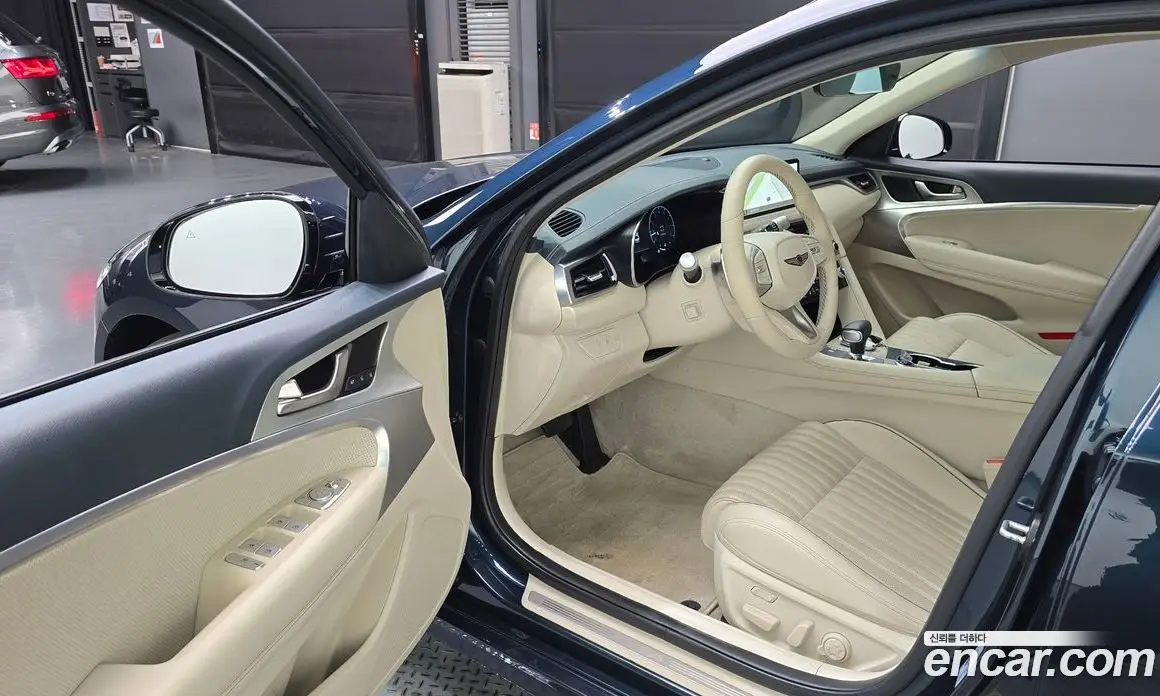 Genesis G70 2023 2.5 автомат (гидро), фото 13 Genesis G70 2023 2.5 автомат (гидро), фото 13