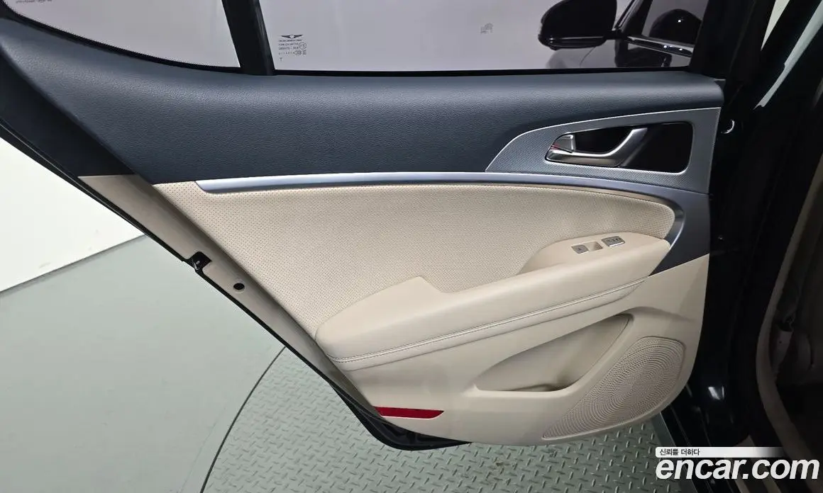 Genesis G70 2023 2.5 автомат (гидро), фото 15 Genesis G70 2023 2.5 автомат (гидро), фото 15