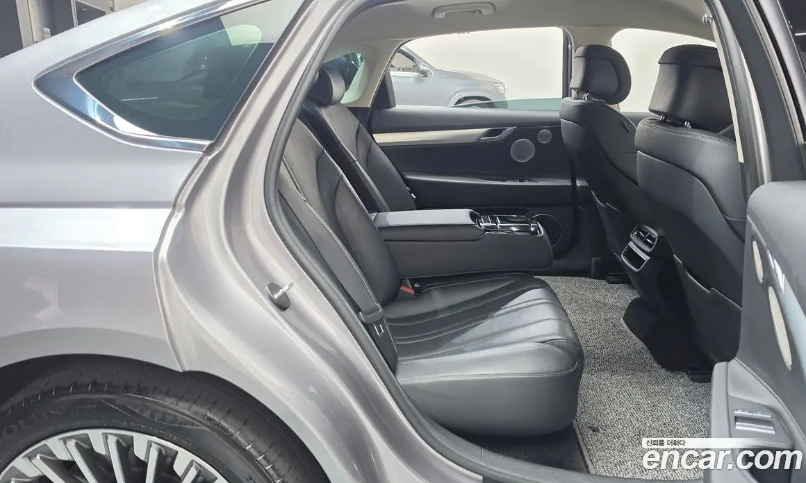Genesis G80 2022 0.2 автомат (гидро), фото 17