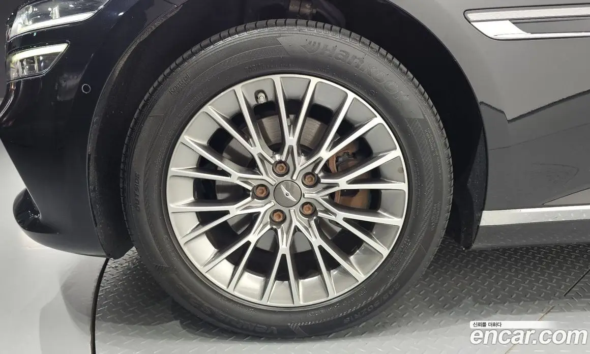 Genesis G80 2026 2.5 автомат (гидро), фото 5