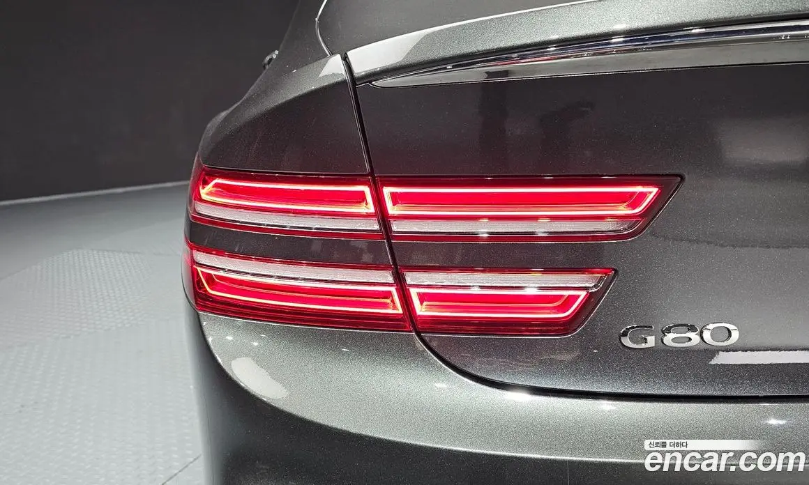 Genesis G80 2026 2.5 автомат (гидро), фото 9