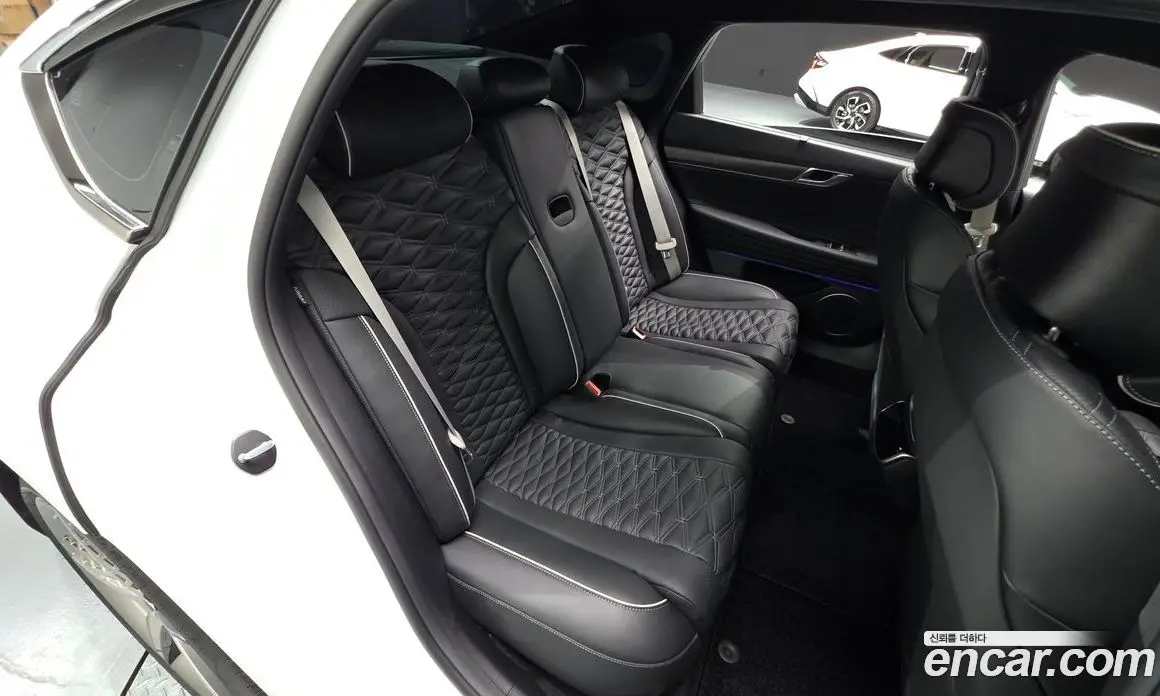 Genesis G80 2026 2.5 автомат (гидро), фото 16