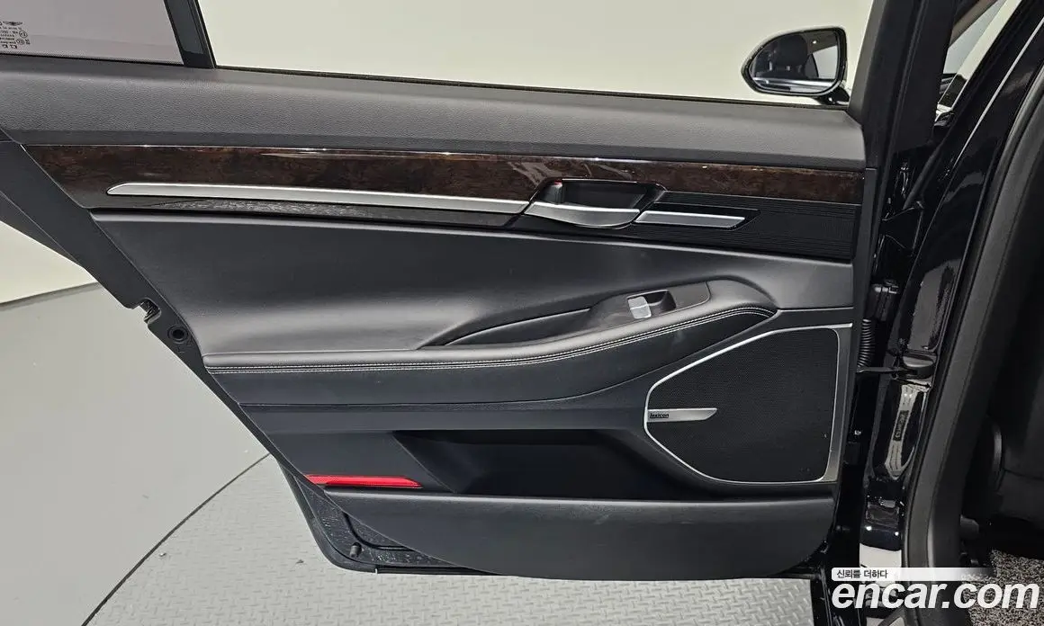 Genesis G90 2020 3.8 автомат (гидро), фото 14 Genesis G90 2020 3.8 автомат (гидро), фото 14