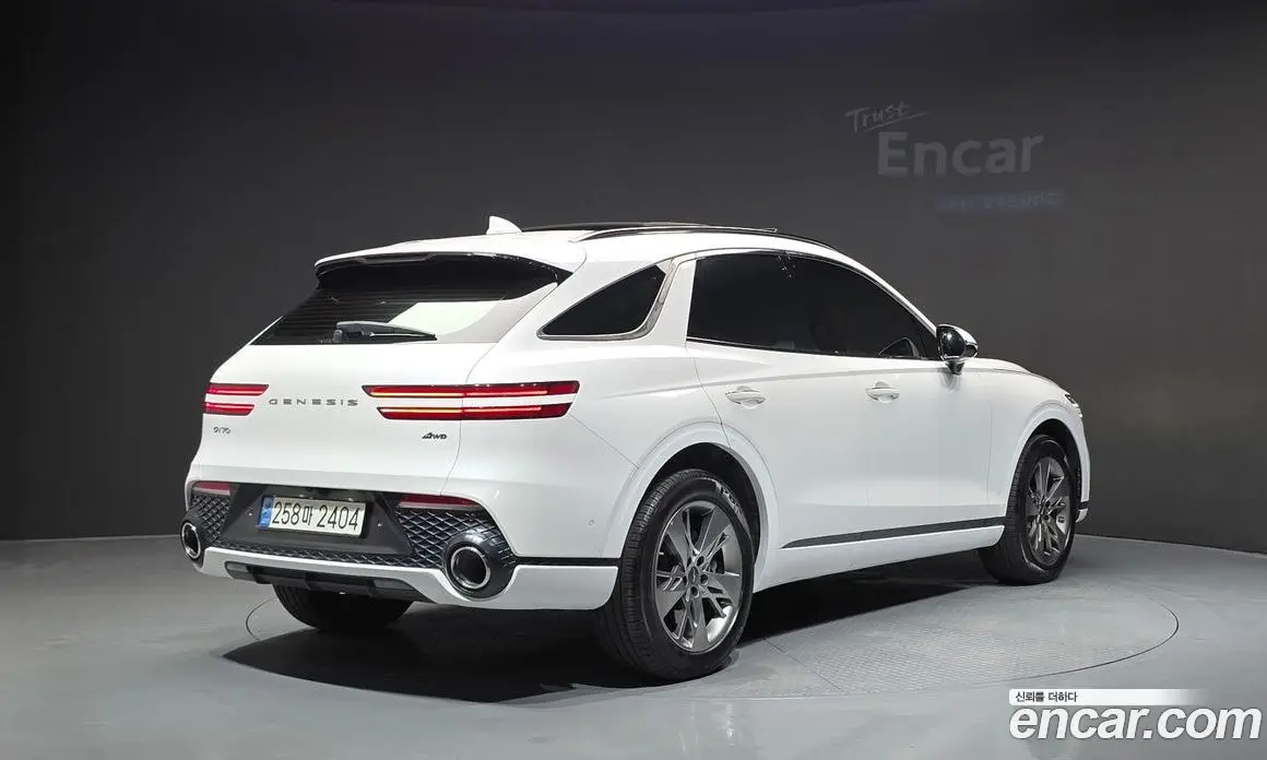 Genesis GV70 2021 2.5 автомат (гидро), фото 2 Genesis GV70 2021 2.5 автомат (гидро), фото 2
