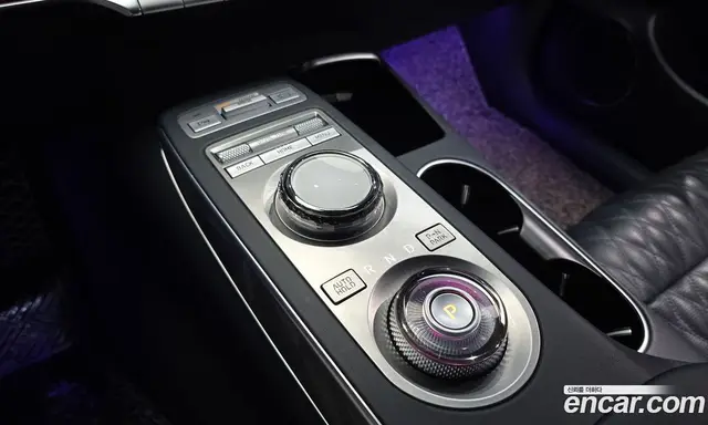 Genesis GV70 2021 2.5 автомат (гидро), миниатюра 12