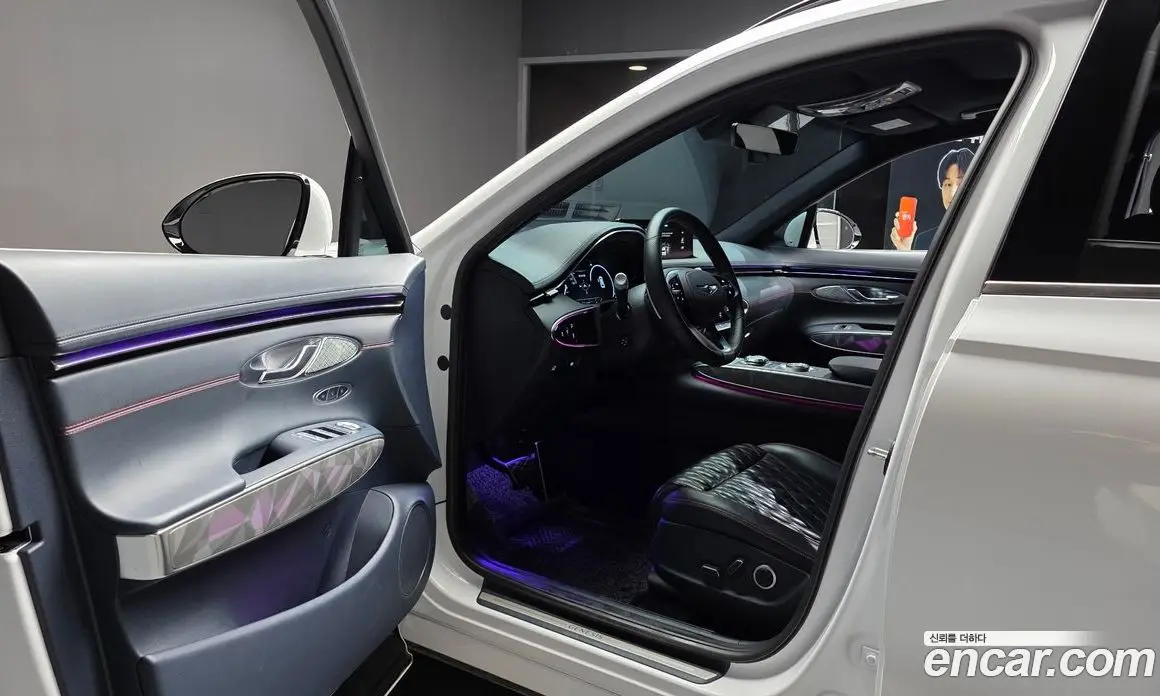 Genesis GV70 2021 2.5 автомат (гидро), фото 13 Genesis GV70 2021 2.5 автомат (гидро), фото 13