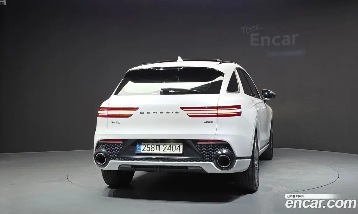 Genesis GV70 2021 2.5 автомат (гидро), фото 4 Genesis GV70 2021 2.5 автомат (гидро), фото 4