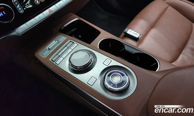 Genesis GV70 2022 2.5 автомат (гидро), миниатюра 8 Genesis GV70 2022 2.5 автомат (гидро), миниатюра 8