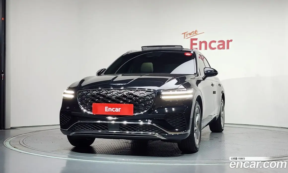 Genesis GV70 2024 2.5 автомат (гидро), фото 3 Genesis GV70 2024 2.5 автомат (гидро), фото 3