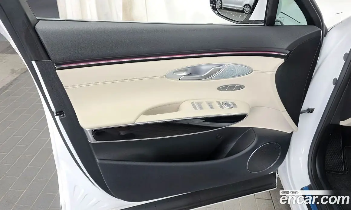 Genesis GV70 2024 2.5 автомат (гидро), фото 14