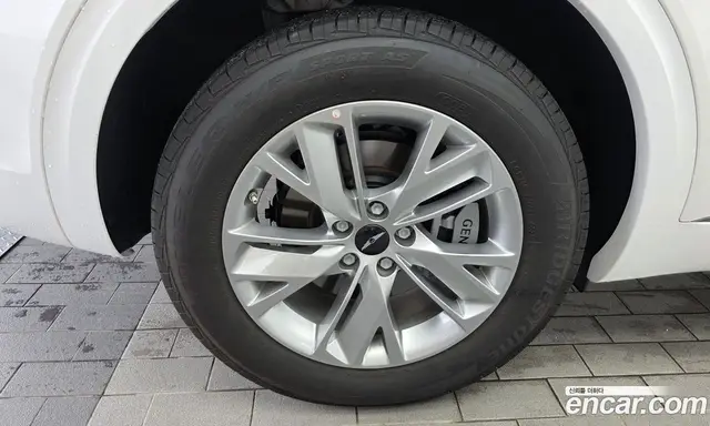Genesis GV70 2024 2.5 автомат (гидро), миниатюра 5