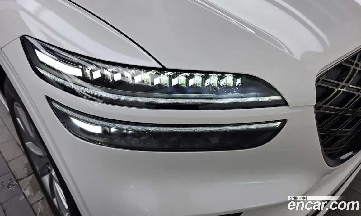Genesis GV70 2024 2.5 автомат (гидро), фото 8