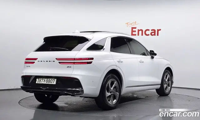 Genesis GV70, 2024, 25 025 км