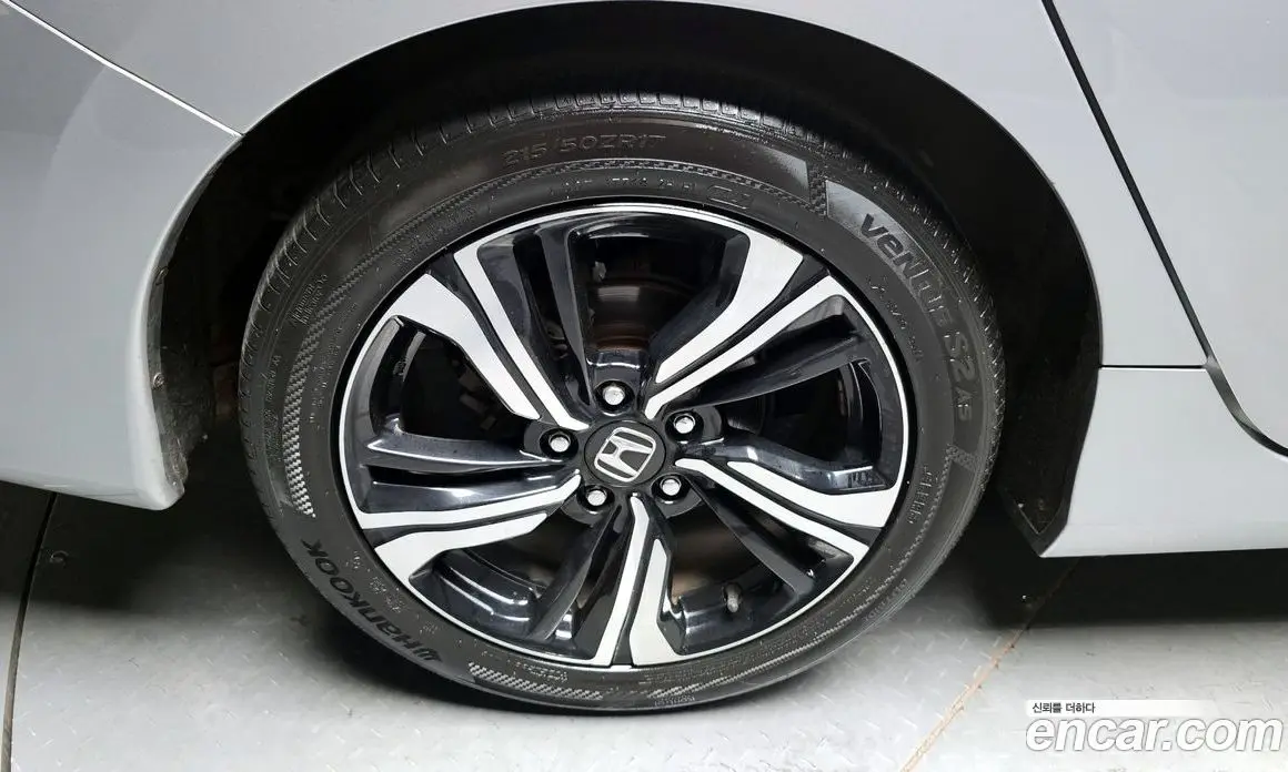 Honda Civic 2017 2.0 автомат (гидро), фото 5 Honda Civic 2017 2.0 автомат (гидро), фото 5