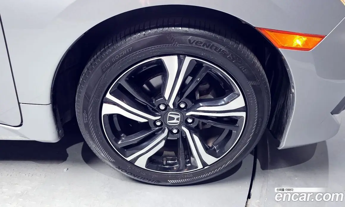 Honda Civic 2017 2.0 автомат (гидро), фото 7 Honda Civic 2017 2.0 автомат (гидро), фото 7