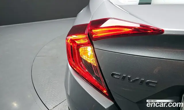 Honda Civic 2017 2.0 автомат (гидро), миниатюра 9 Honda Civic 2017 2.0 автомат (гидро), миниатюра 9