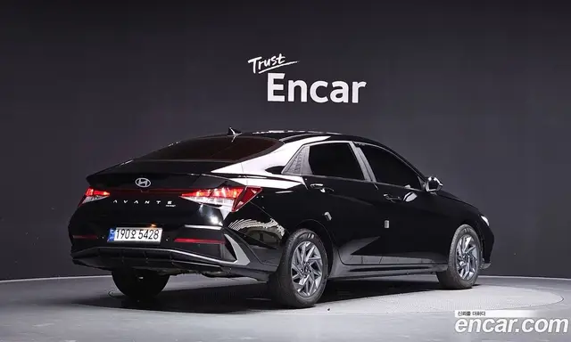 Hyundai Avante 2024 1.6 автомат (гидро), миниатюра 2 Hyundai Avante 2024 1.6 автомат (гидро), миниатюра 2