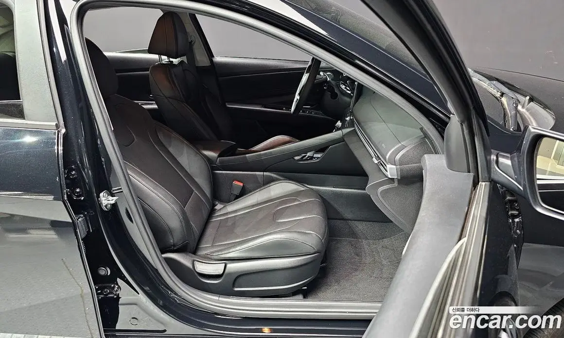 Hyundai Avante 2024 1.6 автомат (гидро), фото 13 Hyundai Avante 2024 1.6 автомат (гидро), фото 13