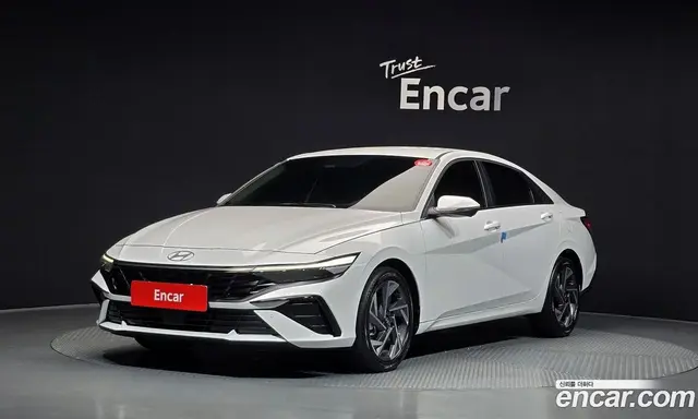Hyundai Avante, 2025, 7 702 км
