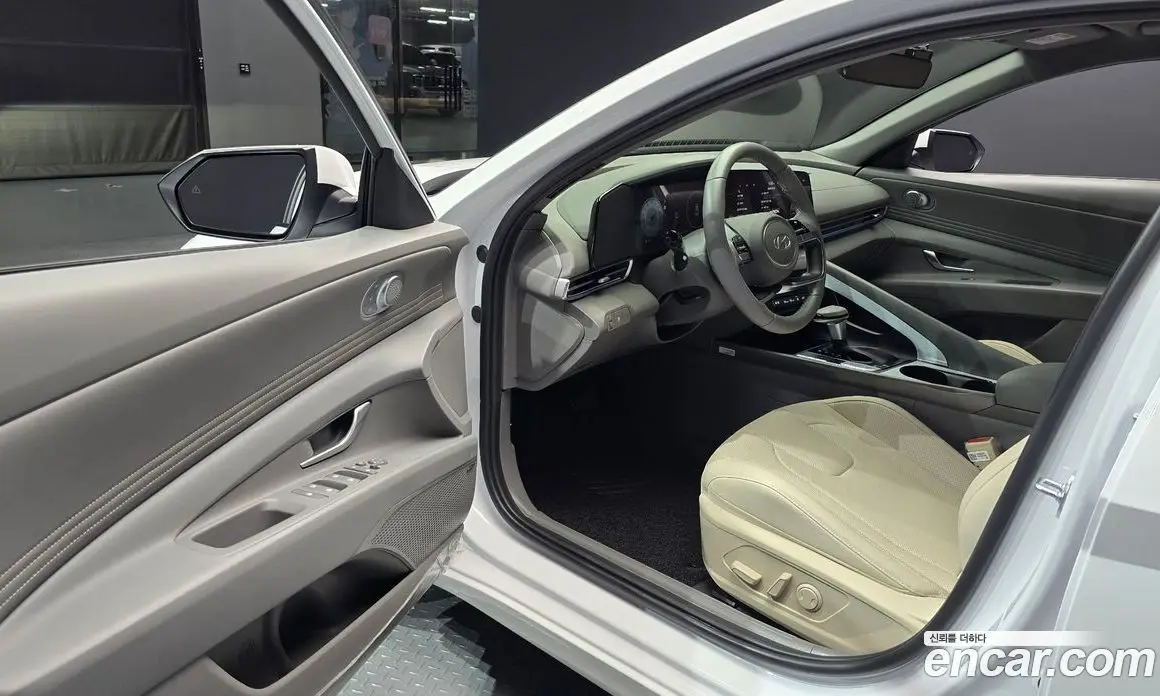 Hyundai Avante 2025 1.6 автомат (гидро), фото 13 Hyundai Avante 2025 1.6 автомат (гидро), фото 13