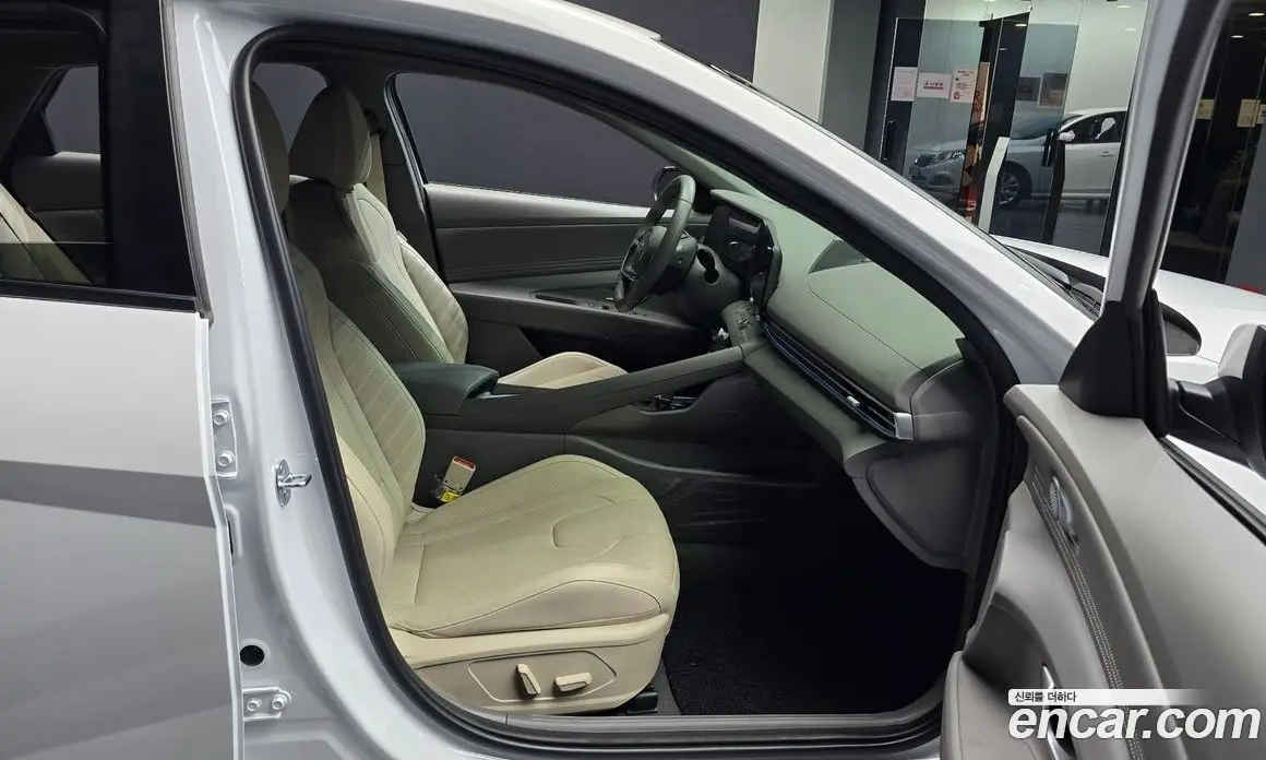 Hyundai Avante 2025 1.6 автомат (гидро), фото 17 Hyundai Avante 2025 1.6 автомат (гидро), фото 17