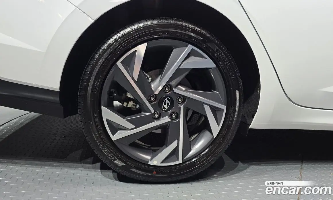 Hyundai Avante 2025 1.6 автомат (гидро), фото 5 Hyundai Avante 2025 1.6 автомат (гидро), фото 5