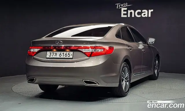 Hyundai Grandeur 2013 2.4 автомат (гидро), миниатюра 2 Hyundai Grandeur 2013 2.4 автомат (гидро), миниатюра 2