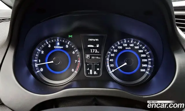 Hyundai Grandeur 2013 2.4 автомат (гидро), миниатюра 11 Hyundai Grandeur 2013 2.4 автомат (гидро), миниатюра 11