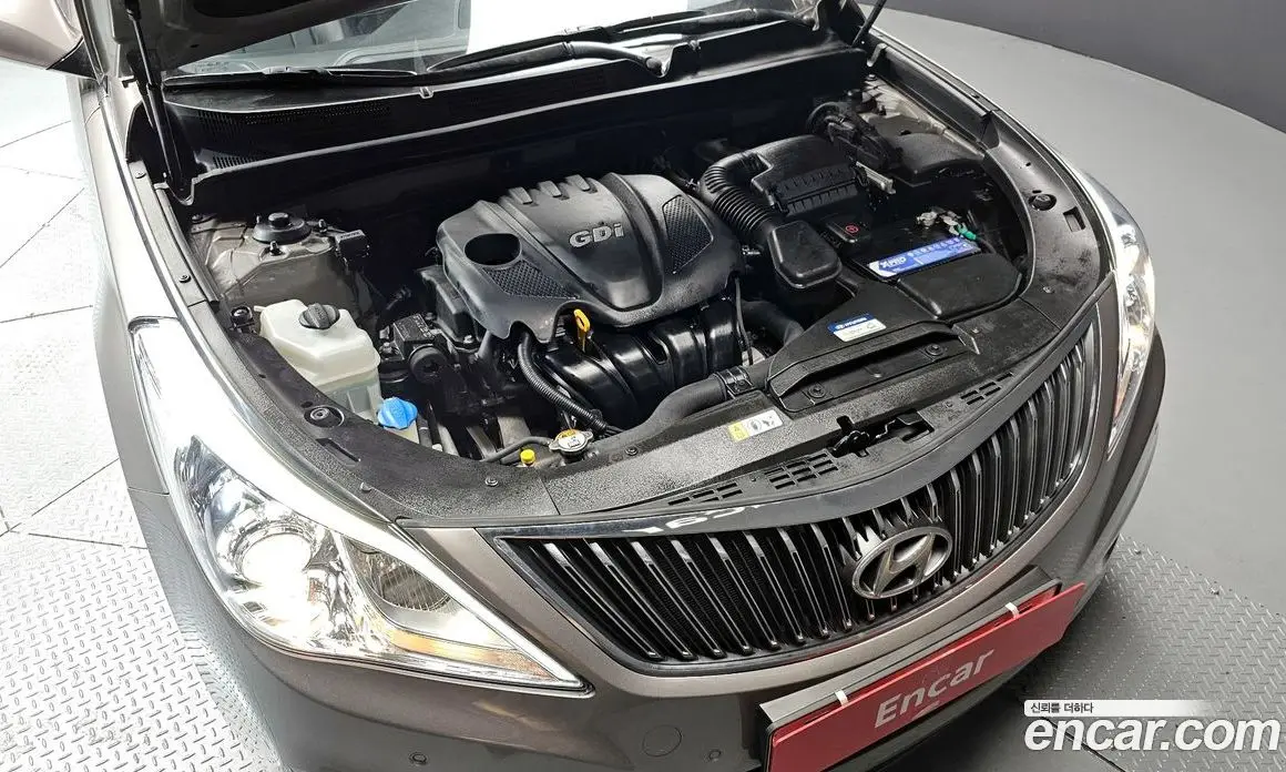 Hyundai Grandeur 2013 2.4 автомат (гидро), фото 6 Hyundai Grandeur 2013 2.4 автомат (гидро), фото 6