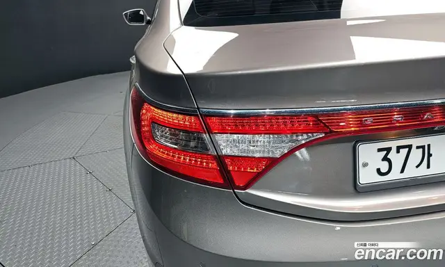 Hyundai Grandeur 2013 2.4 автомат (гидро), миниатюра 9 Hyundai Grandeur 2013 2.4 автомат (гидро), миниатюра 9