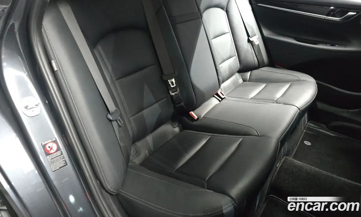Hyundai Grandeur 2018 3.0 автомат (гидро), фото 17