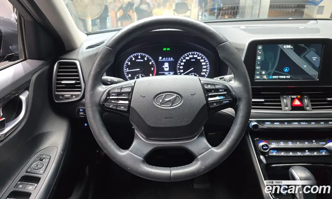 Hyundai Grandeur 2018 3.0 автомат (гидро), фото 19