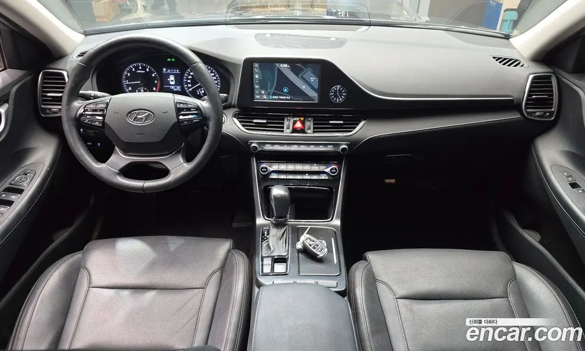 Hyundai Grandeur 2018 3.0 автомат (гидро), фото 10