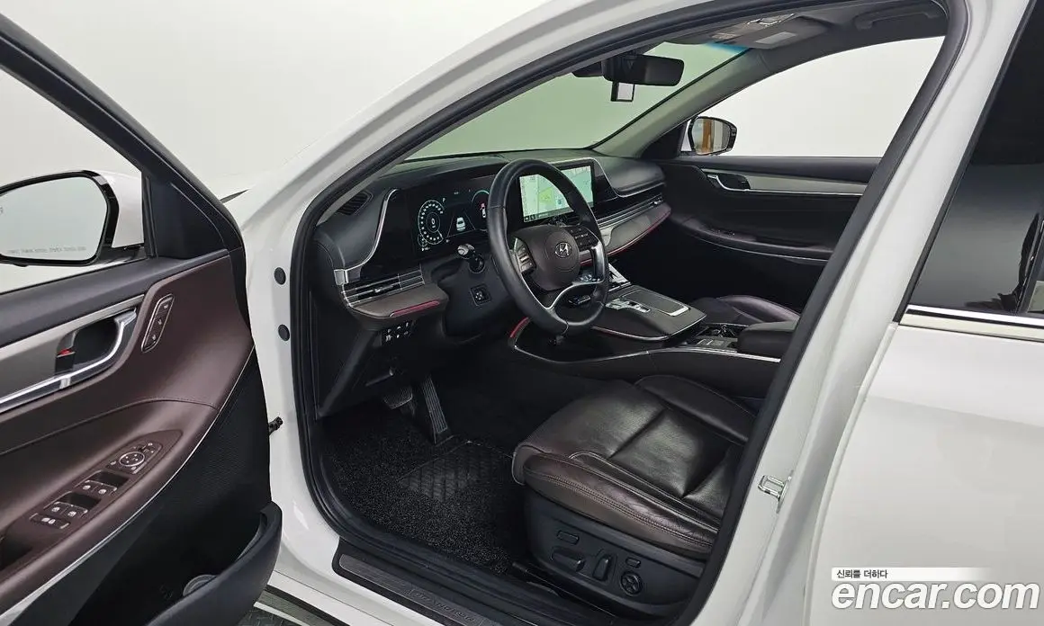 Hyundai Grandeur 2021 3.3 автомат (гидро), фото 13