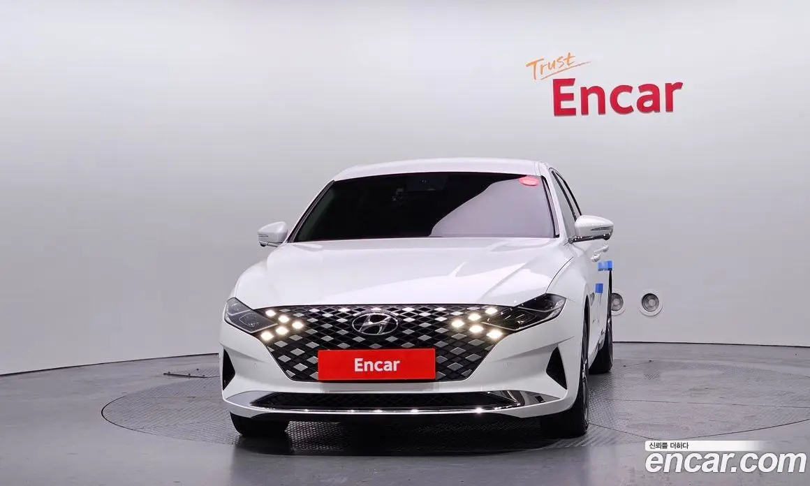 Hyundai Grandeur 2021 3.3 автомат (гидро), фото 3