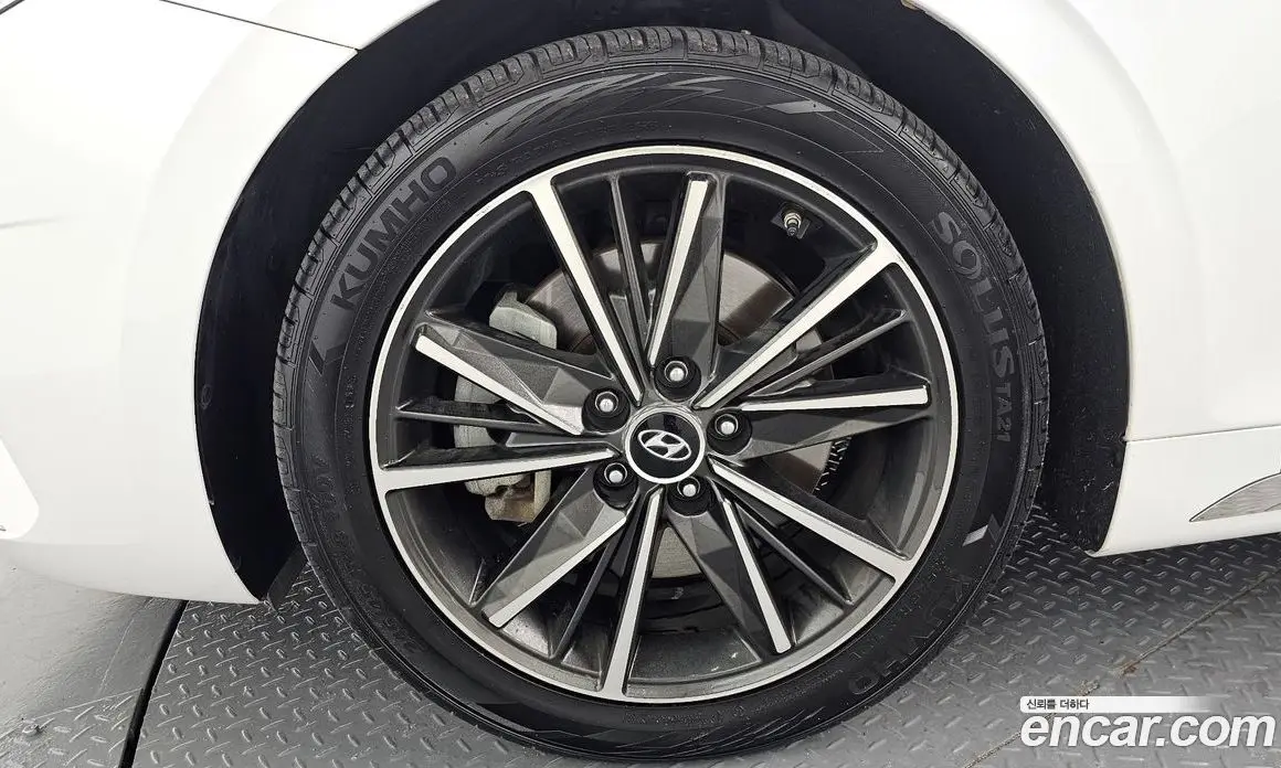 Hyundai Grandeur 2021 3.3 автомат (гидро), фото 5