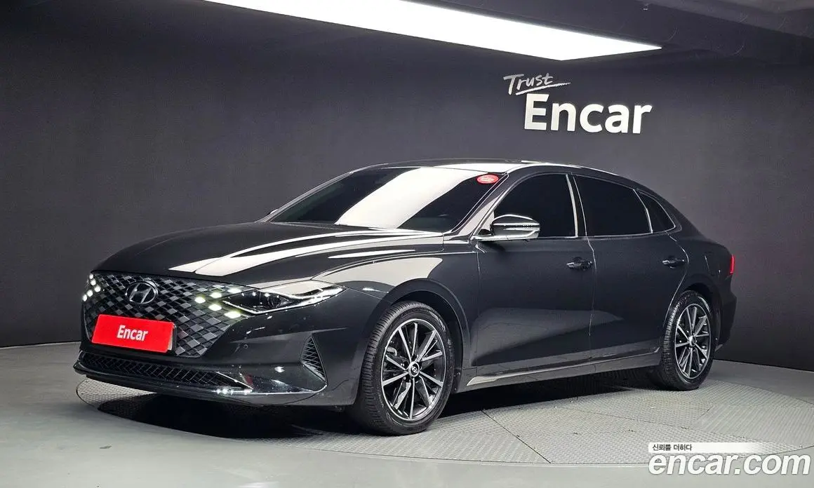Hyundai Grandeur 2022 2.5 автомат (гидро), фото 1 Hyundai Grandeur 2022 2.5 автомат (гидро), фото 1