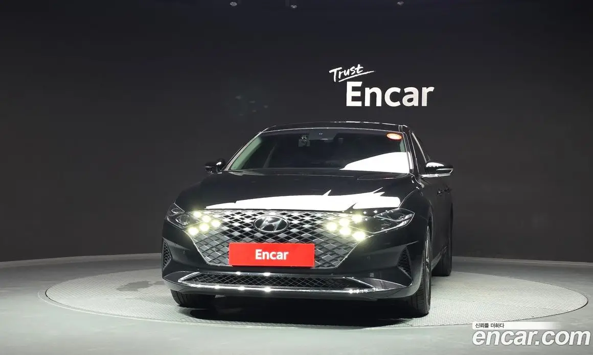 Hyundai Grandeur 2022 3.3 автомат (гидро), фото 3