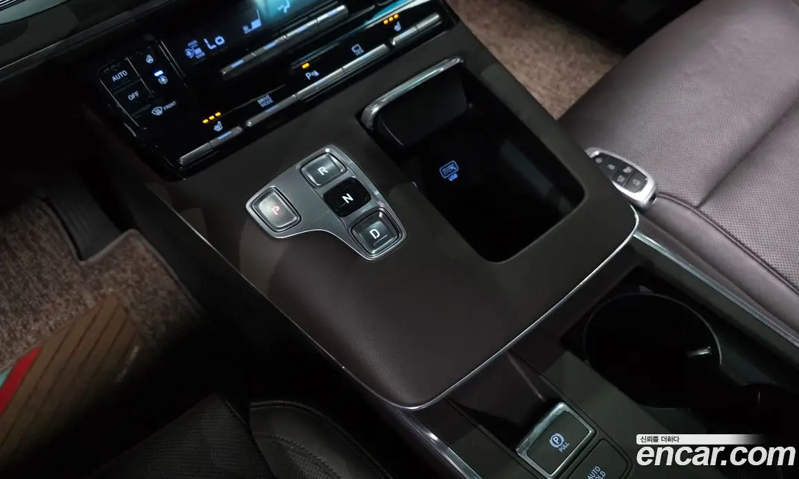 Hyundai Grandeur 2022 3.3 автомат (гидро), фото 9