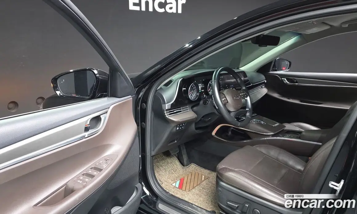 Hyundai Grandeur 2022 3.3 автомат (гидро), фото 10