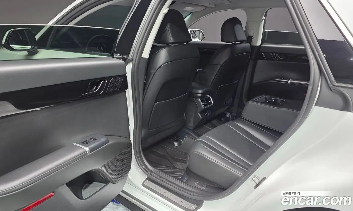 Hyundai Grandeur 2023 3.5 автомат (гидро), фото 18 Hyundai Grandeur 2023 3.5 автомат (гидро), фото 18