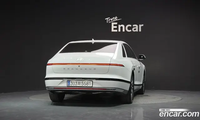 Hyundai Grandeur 2023 3.5 автомат (гидро), миниатюра 4 Hyundai Grandeur 2023 3.5 автомат (гидро), миниатюра 4