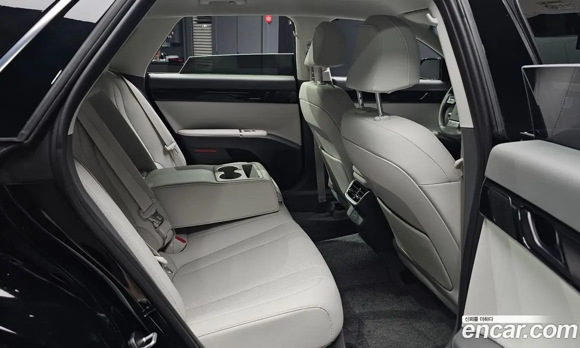 Hyundai Grandeur 2024 2.5 автомат (гидро), фото 16