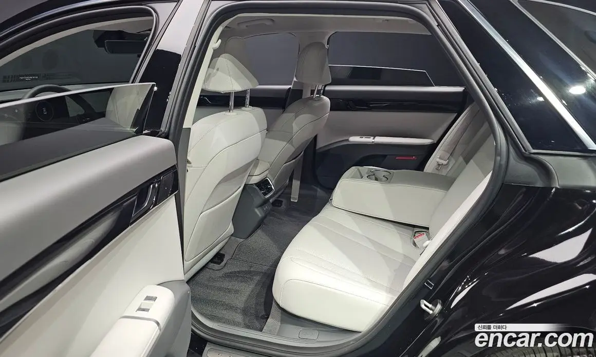 Hyundai Grandeur 2024 2.5 автомат (гидро), фото 17