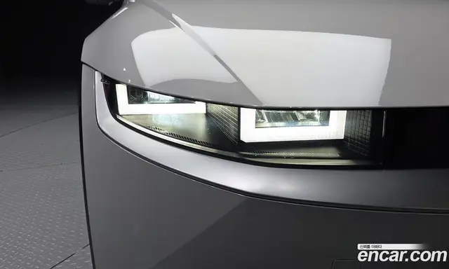 Hyundai Ioniq 5 2024 0.1 автомат (гидро), миниатюра 8