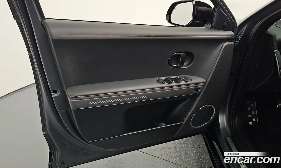 Hyundai Ioniq 5 2024 0.1 автомат (гидро), фото 14